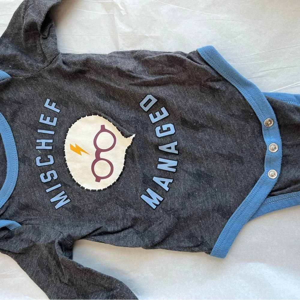Warner Bros. Harry Potter Striped Baby Onesie - Yellow and Gray - Picture 4 of 6